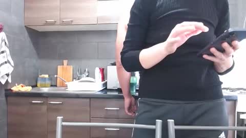 Snapshot of no_limit_coupl3 chatting on September 28, 2025, 8:09 am no_limit_coupl3 online show from September 28, 2025, 8:09 am