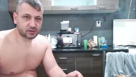 Snapshot of no_limit_coupl3 chatting on October 25, 2025, 4:31 am no_limit_coupl3 online show from October 25, 2025, 4:31 am