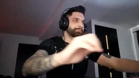 Snapshot of no_name_n33d chatting on February 6, 2025, 9:00 am no_name_n33d online show from February 6, 2025, 9:00 am