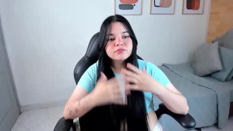 Noa online show from March 2, 2026, 7:43 pm