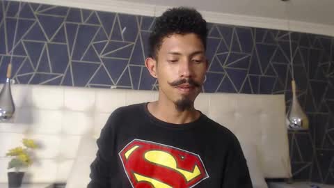 Snapshot of noaahtylor chatting on February 14, 2026, 6:59 pm Noah online show from February 14, 2026, 6:59 pm