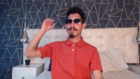 Snapshot of noaahtylor chatting on February 16, 2026, 8:05 pm Noah online show from February 16, 2026, 8:05 pm