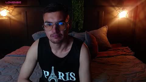 Snapshot of noah__20 chatting on October 30, 2025, 2:46 am Noah online show from October 30, 2025, 2:46 am