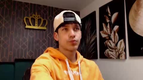 Noah Brigth online show from February 28, 2025, 3:37 am