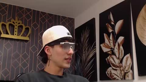 Noah Brigth online show from March 3, 2025, 4:58 am