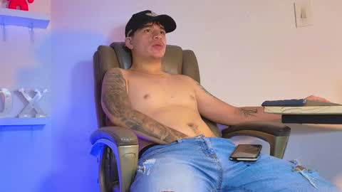 Snapshot of noah_coleman__ chatting on January 10, 2025, 12:36 pm NOAH online show from January 10, 2025, 12:36 pm