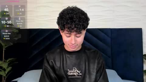 noah_dupont_ online show from October 15, 2025, 7:36 pm