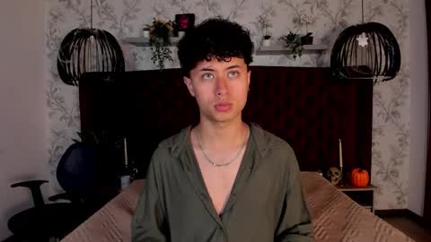 noah_dupont_ online show from October 27, 2025, 11:25 am