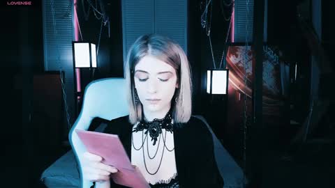 Snapshot of noah_elmer chatting on February 5, 2025, 9:07 pm REAL name LiaDM are always open online show from February 5, 2025, 9:07 pm