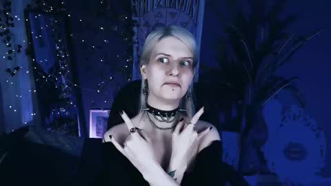 REAL name LiaDM are always open online show from January 17, 2026, 9:29 pm