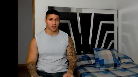 Noah Harris01 online show from May 21, 2026, 11:45 pm