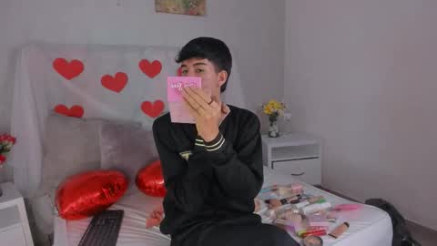 Snapshot of noah_lewiss chatting on February 18, 2026, 11:17 am NOAH online show from February 18, 2026, 11:17 am