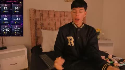 Snapshot of noah_lewiss chatting on February 24, 2026, 10:46 am NOAH online show from February 24, 2026, 10:46 am