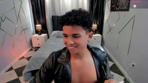 noah_smith04 online show from February 21, 2025, 6:59 pm