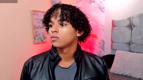 noah_smith04 online show from January 15, 2026, 2:10 pm