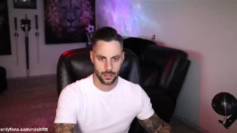 Snapshot of noahfitt chatting on July 12, 2026, 2:13 am Noah Fitt online show from July 12, 2026, 2:13 am
