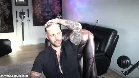 Snapshot of noahfitt chatting on July 21, 2026, 2:14 am Noah Fitt online show from July 21, 2026, 2:14 am