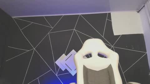 Snapshot of noahlafforet chatting on October 3, 2025, 4:59 pm noahlafforet online show from October 3, 2025, 4:59 pm