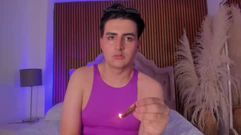 Snapshot of noahwolff_ chatting on February 15, 2026, 7:51 am Noah online show from February 15, 2026, 7:51 am