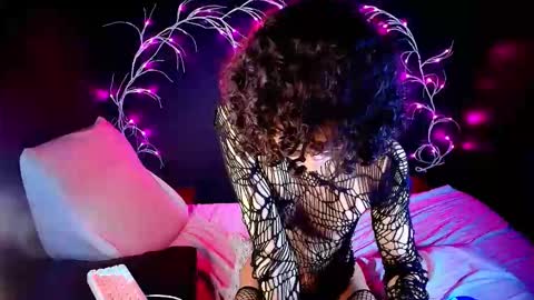 Snapshot of noahxtar chatting on October 12, 2025, 9:08 am Noah Xtar online show from October 12, 2025, 9:08 am