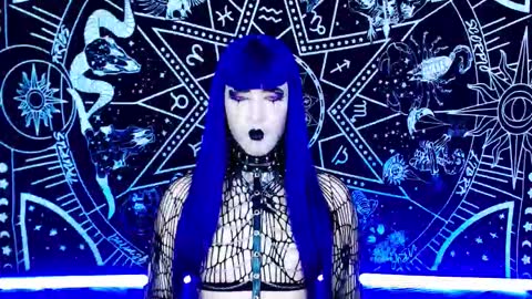 Snapshot of noamy_666 chatting on December 3, 2025, 1:13 am caroline online show from December 3, 2025, 1:13 am