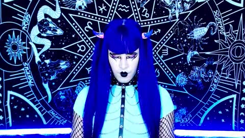 Snapshot of noamy_666 chatting on December 5, 2025, 2:09 am caroline online show from December 5, 2025, 2:09 am