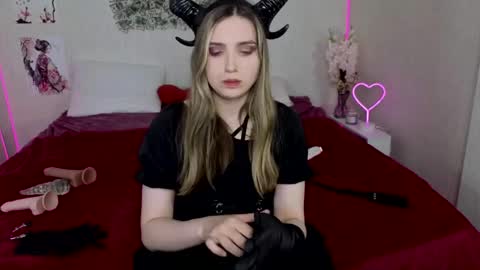 Snapshot of nocturnehuntress chatting on June 2, 2026, 10:39 am Alice online show from June 2, 2026, 10:39 am