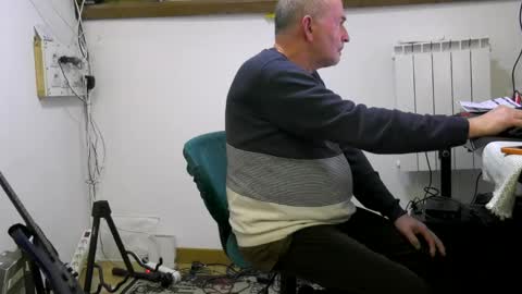 Snapshot of nograd01 chatting on March 10, 2025, 12:18 am nograd01 online show from March 10, 2025, 12:18 am