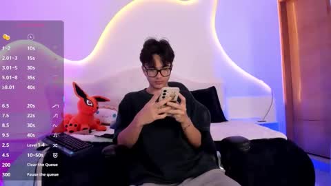 noha_natan online show from November 24, 2025, 12:05 pm