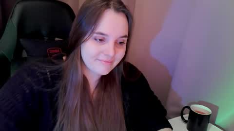 noir_ember_ online show from February 14, 2026, 7:05 am