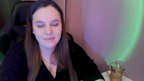 noir_ember_ online show from February 26, 2026, 2:49 pm