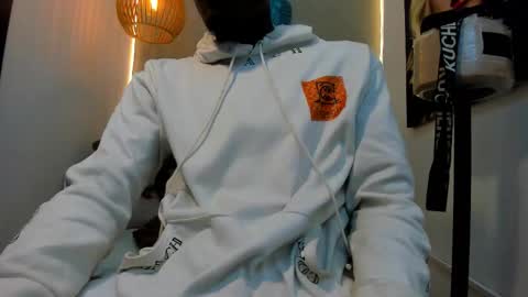 Snapshot of noir_king0 chatting on February 4, 2026, 2:50 am noir_king0 online show from February 4, 2026, 2:50 am