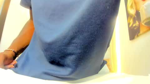 Snapshot of noir_king0 chatting on February 14, 2026, 3:03 am noir_king0 online show from February 14, 2026, 3:03 am