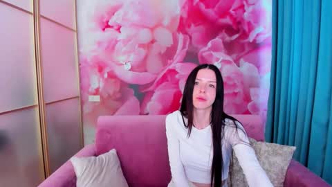 NoirDiva online show from June 5, 2026, 5:47 am