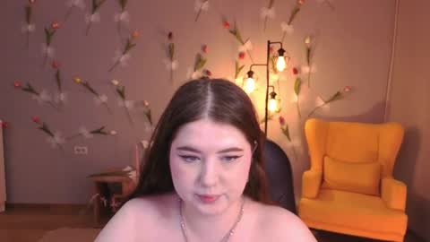 noirwhisper online show from July 19, 2026, 6:22 pm
