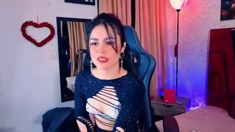 Snapshot of noise_lux chatting on August 2, 2026, 12:47 pm noise_lux online show from August 2, 2026, 12:47 pm