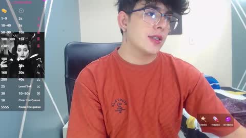 Snapshot of nolan_twink chatting on January 15, 2025, 5:37 pm Nolan online show from January 15, 2025, 5:37 pm