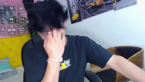 Snapshot of nolan_twink chatting on January 21, 2025, 5:51 pm Nolan online show from January 21, 2025, 5:51 pm