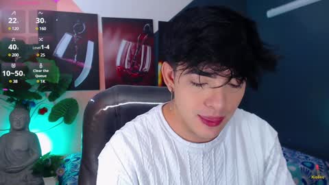 Snapshot of nolan_twink chatting on February 5, 2025, 6:15 pm Nolan online show from February 5, 2025, 6:15 pm