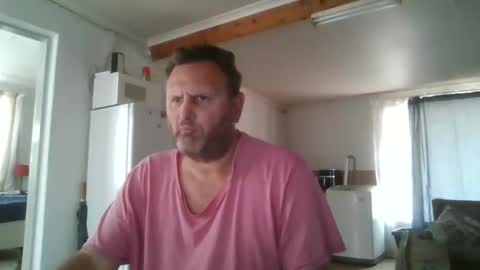 Snapshot of nollie244 chatting on September 9, 2025, 10:37 am Nollie online show from September 9, 2025, 10:37 am