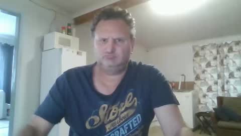 Snapshot of nollie244 chatting on April 23, 2026, 5:30 am Nollie online show from April 23, 2026, 5:30 am