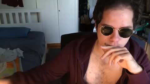 Snapshot of nongay379444 chatting on December 20, 2024, 1:33 pm nongay379444 online show from December 20, 2024, 1:33 pm