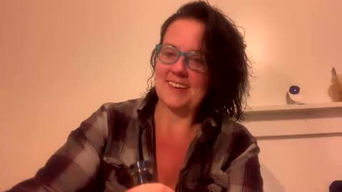NoNipsAllDrip online show from May 18, 2026, 6:08 am