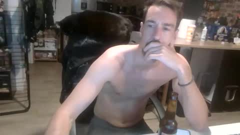 Snapshot of nonnyme chatting on October 19, 2025, 8:09 pm Isaac online show from October 19, 2025, 8:09 pm