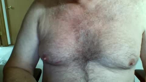 Snapshot of noonand chatting on August 5, 2026, 6:44 pm Danny online show from August 5, 2026, 6:44 pm