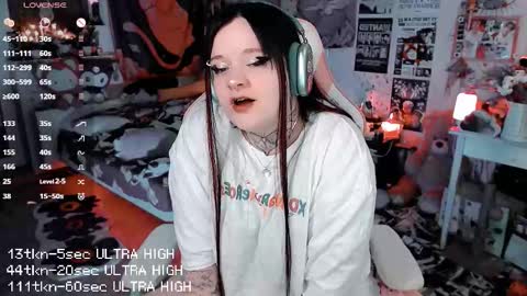 Snapshot of noori_hope chatting on February 20, 2026, 12:29 am Noori online show from February 20, 2026, 12:29 am