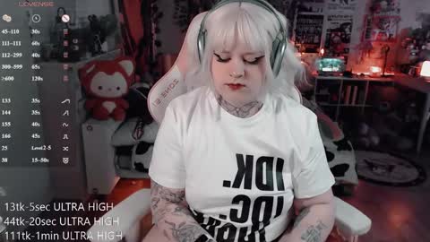 Snapshot of noori_hope chatting on April 15, 2026, 9:59 pm Noori online show from April 15, 2026, 9:59 pm