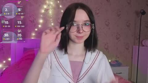 Snapshot of nora_failure chatting on January 26, 2025, 4:30 am Nora Failure online show from January 26, 2025, 4:30 am