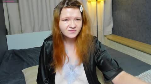 Snapshot of nora_lovvv chatting on October 23, 2025, 11:09 am Nora online show from October 23, 2025, 11:09 am