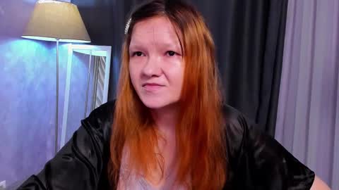 Snapshot of nora_lovvv chatting on November 4, 2025, 10:14 am Nora online show from November 4, 2025, 10:14 am